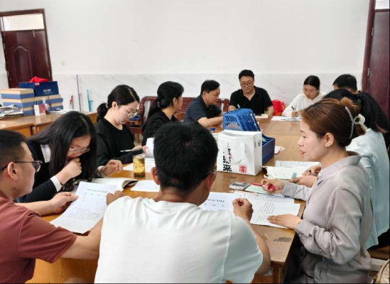 基础部党支部开展2026年校级“两优一先”评选暨主题党日活动